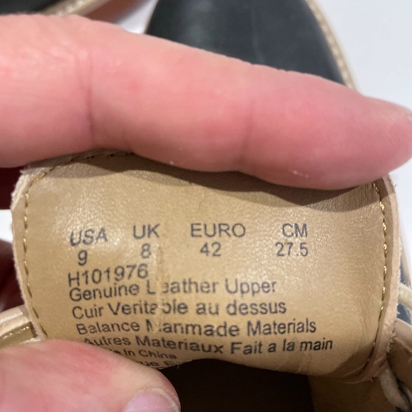 Leather Oxford, bi colour shoes - Picture 2 of 5